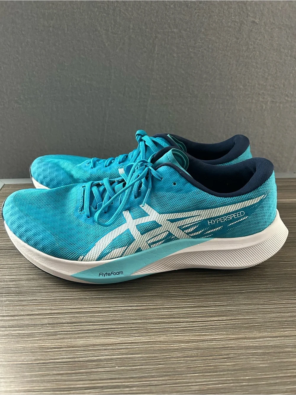 Asics Hyper Speed 4 Men Running Shoes Aqua Sea Flyte Foam 1011B874 Size 11.5